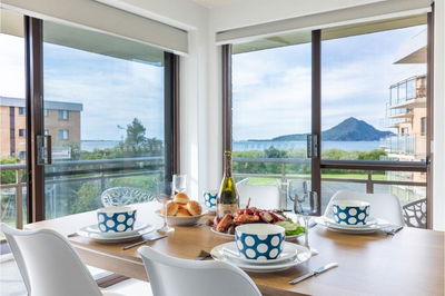 Commodore 3 the heart of Little Beach