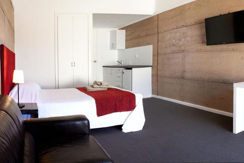 Crossroads Ecomotel - Accommodation Nelson Bay 1