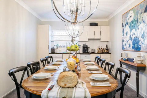 Cypress BnB - Accommodation Nelson Bay 1