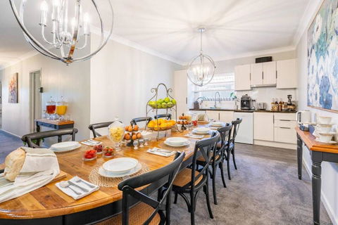 Cypress BnB - Accommodation Nelson Bay 3