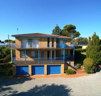 3 Bay Lane - Accommodation Nelson Bay