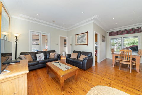 3 Sisters Blue Mountains Cottage - Accommodation Nelson Bay 1