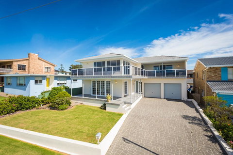 31 McMillan Crescent - Accommodation Nelson Bay 1