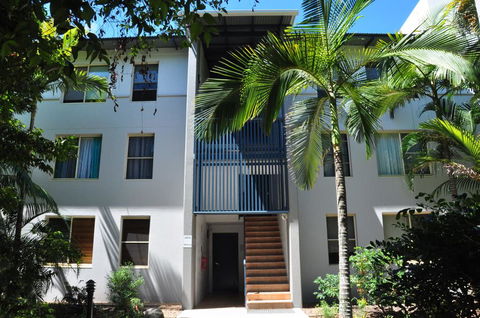 32/15 Rainbow Shores - Unit Overlooking Bushland With Shared Swimming Pool, Spa And Tennis Court - Accommodation Nelson Bay 0