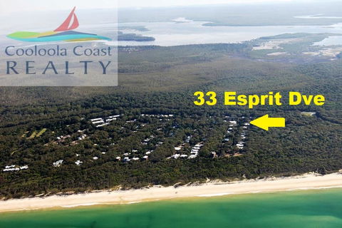 33 Esprit Drive - Rainbow Shores, Style, Comfort And Relaxation, Pets Welcome, Pool - Accommodation Nelson Bay 1