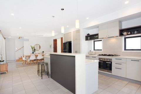 34 Boardrider Crescent, Mount Coolum - Accommodation Nelson Bay 3