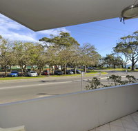 4 'Fleetwood' 63 Shoal Bay Rd - Air conditioned unit with magnificent water views - Accommodation Nelson Bay