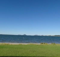4 'Harbourside' 3-7 Soldiers Point Road - ground floor on the waterfront - Accommodation Nelson Bay