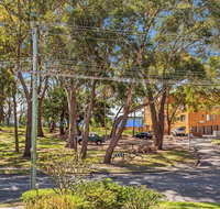 4 'Magnus Gardens' 7 Magnus St - beautiful air conditioned unit with filtered water views  WIFI - Accommodation Nelson Bay
