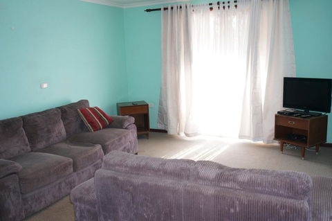 4/1 Maidstone Crescent - Accommodation Nelson Bay 1