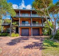 41 Carlo Circle - Rainbow Beach Huge Beach House With Room for Everyone - Accommodation Nelson Bay