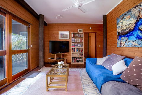 41 Carlo Circle - Rainbow Beach, Huge Beach House With Room For Everyone - Accommodation Nelson Bay 2