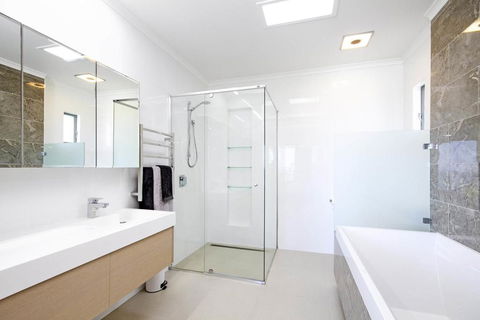 42 Bryan Street - Accommodation Nelson Bay 3