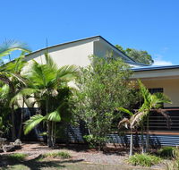 44 Cypress Avenue - Holiday home in a quiet location close to patrolled beach and CBD - Accommodation Nelson Bay