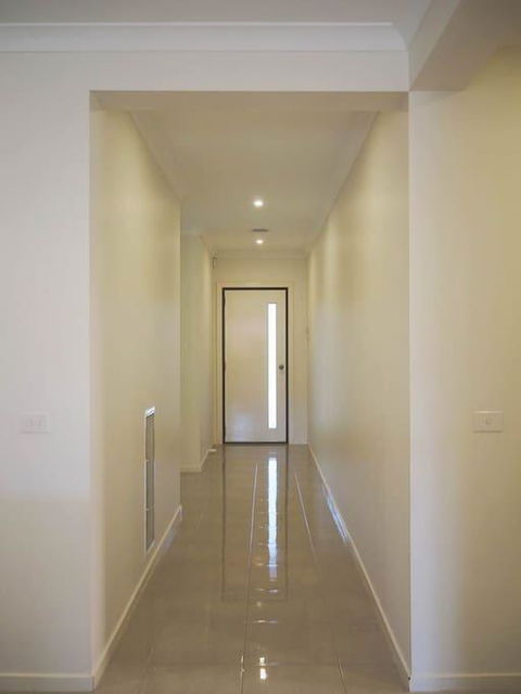 5 Bed 2 Bath Big House - Accommodation Nelson Bay 3