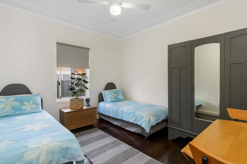 53 Hollingworth Street, Port Macquarie - Accommodation Nelson Bay 2
