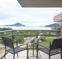 6 'Intrepid' 3 Intrepid Close - right on the waterfront - Accommodation Nelson Bay