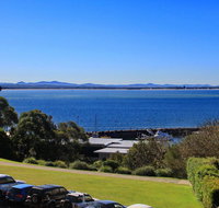 6 'Portofino' 7 Laman Street - Superb Water Views and only 1 minute walk into the heart of town - Accommodation Nelson Bay