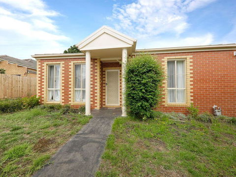 6 CAN STAY, CENTRAL GLEN WAVERLEY - Accommodation Nelson Bay 0