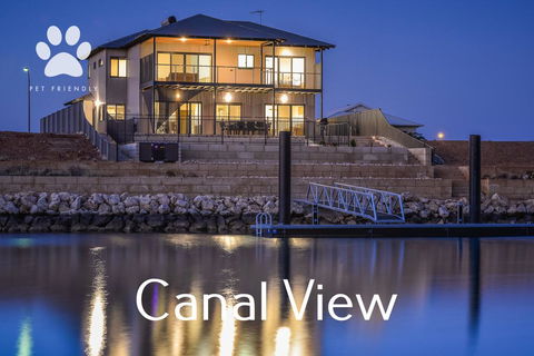 6 Corella Court - PRIVATE JETTY & POOL - Accommodation Nelson Bay 1