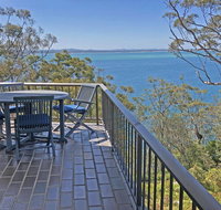 7 'Skyline' 12 Thurlow Avenue - Unit with a WOW factor - Accommodation Nelson Bay