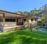 7 Ibis Court - Spacious family home with large outdoor area swimming pool  ample parking - Accommodation Nelson Bay