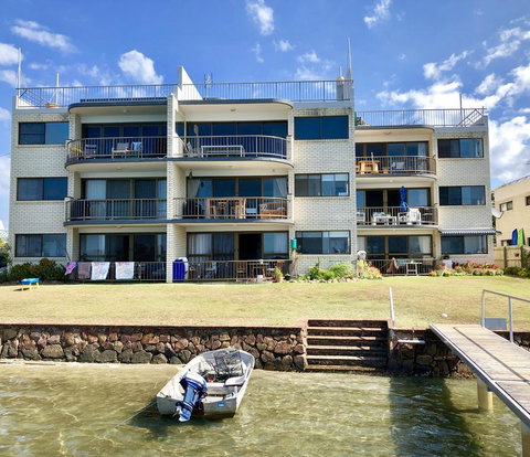 7 Wharf Street - Accommodation Nelson Bay 1