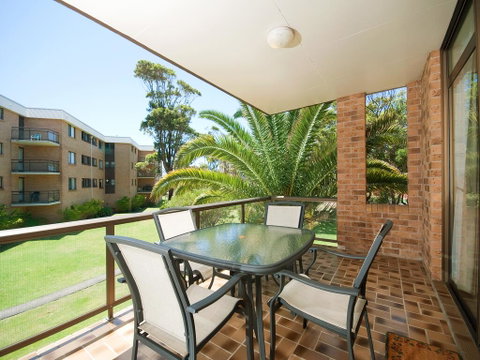 8 St. George Court - Accommodation Nelson Bay 2