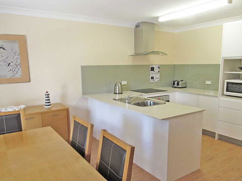 8c Norburn Avenue - Great Family Budget Holiday - Accommodation Nelson Bay 1