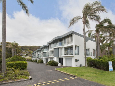 9 Cirrus @ Fingal Bay - Accommodation Nelson Bay 0