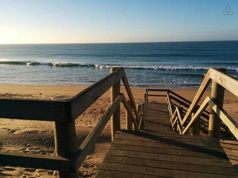 90 Mile Beach Escape - Nelson Bay Accommodation.com 1