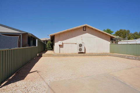 9a Krait Street - Close To The Town Centre - Accommodation Nelson Bay 1