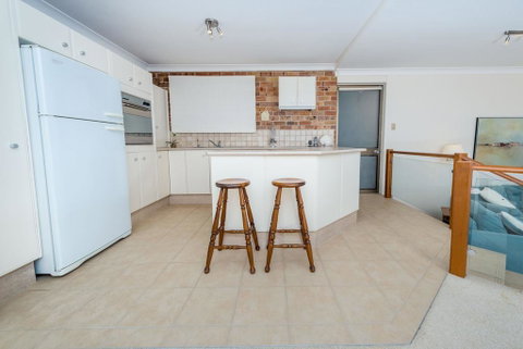 A Yachtsmans Rest, Unit 4/37 Victoria Parade - Accommodation Nelson Bay 2