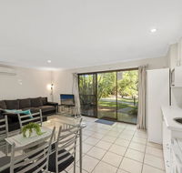 Aanuka Tropical Spa Bure - Accommodation Nelson Bay