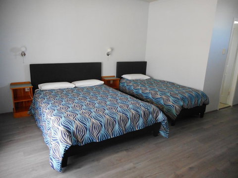 Acacia Rose Motor Inn - Nelsons Bay Accommodation 2