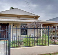 Adelaide close CBD Large Private Studio Apartment in St Peters - Accommodation Nelson Bay