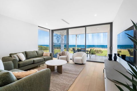 Driftwood Port Noarlunga South - Accommodation Nelson Bay 0
