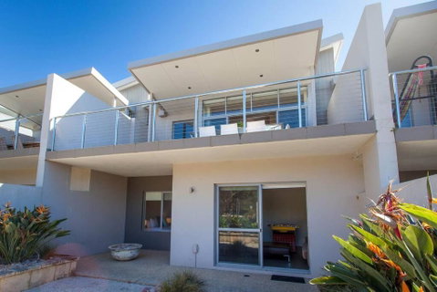 Eagle Escape I Private Properties - Accommodation Nelson Bay 1