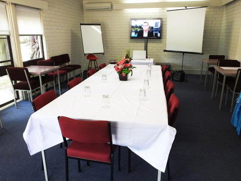 Edinburgh Motor Inn - Accommodation Nelson Bay 4