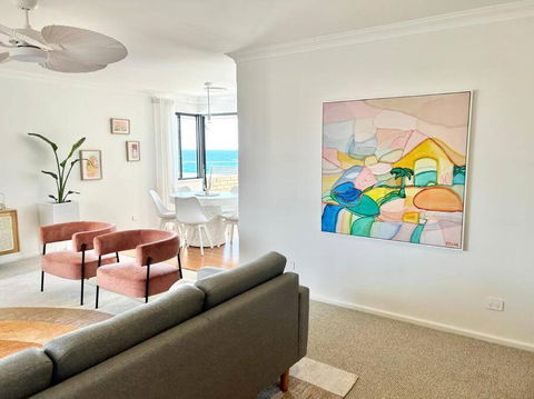 Dolce Vista - North Beach Coastal Haven - Nelsons Bay Accommodation 1