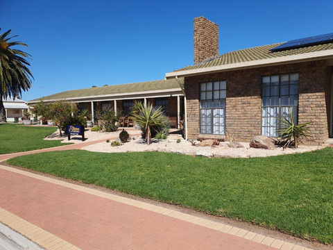 Elliston Apartments - Accommodation Nelson Bay 1