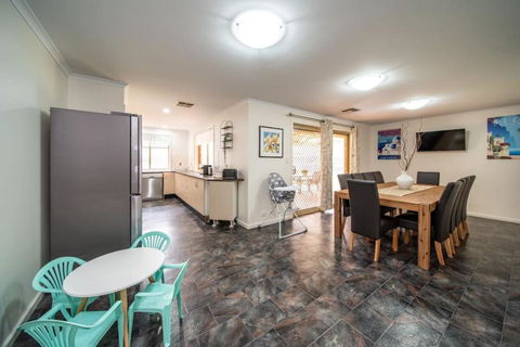 Escape To Adelaide Hills - Accommodation Nelson Bay 3
