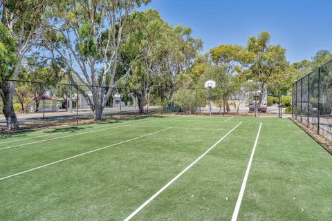 Escape To Preston Beach - Nelsons Bay Accommodation 3