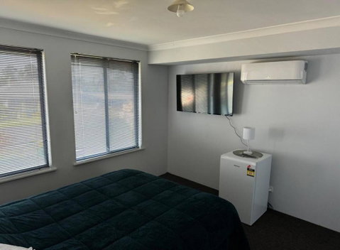 Executive Escape 4 Bedroom Home - Accommodation Nelson Bay 1