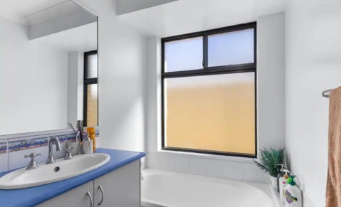 Executive Escape 4 Bedroom Home - Accommodation Nelson Bay 4
