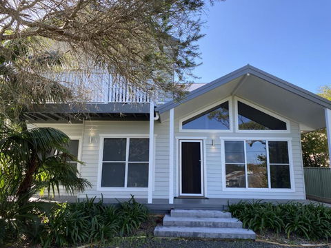 FAIR11W - Fairlight House - Accommodation Nelson Bay 0