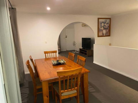FAMILY 3-bedroom Everton Hills Apartment - Accommodation Nelson Bay 0