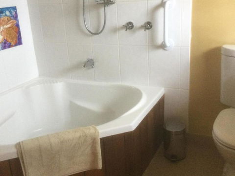 Forest Walks Lodge - Accommodation Nelson Bay 4