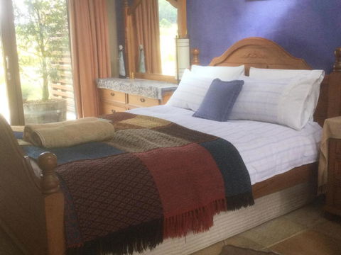 Forest Walks Lodge - Accommodation Nelson Bay 2