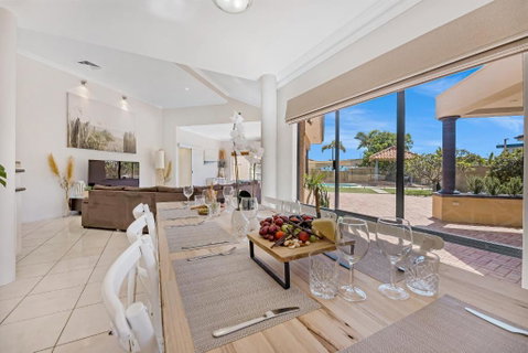 Fun In The Sun Pool Bliss & Ocean Views - Accommodation Nelson Bay 4